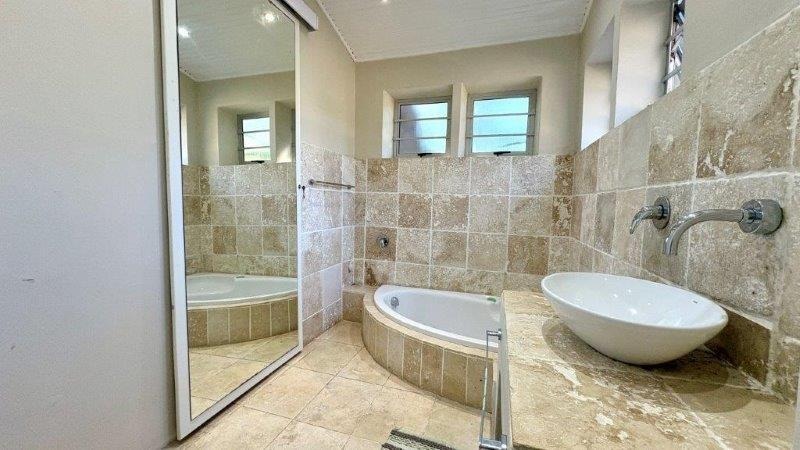 4 Bedroom Property for Sale in Bonza Bay Eastern Cape